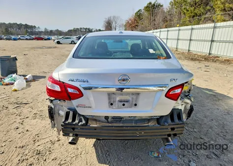 2017 Nissan Altima 2.5 z USA, uszkodzony, nr VIN 1N4AL3APXHC496756